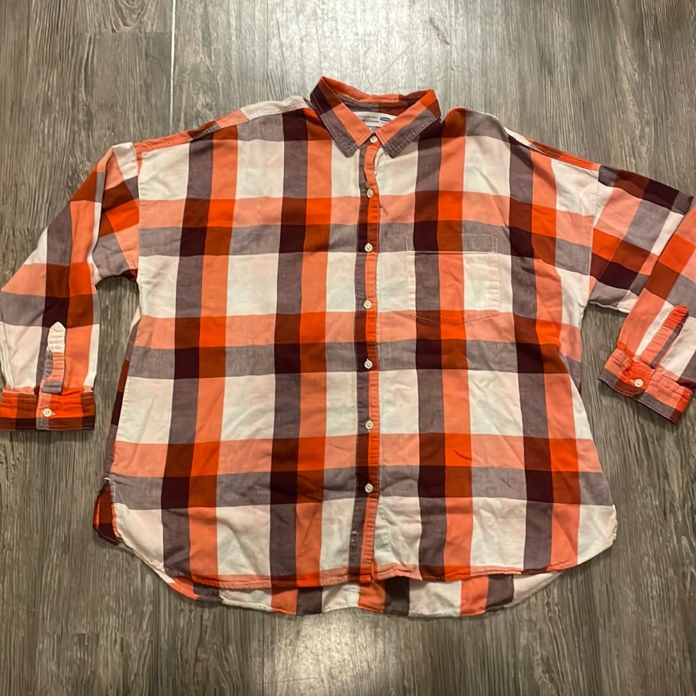 Old Navy orange, white, & red flannel button down long sleeve shirt